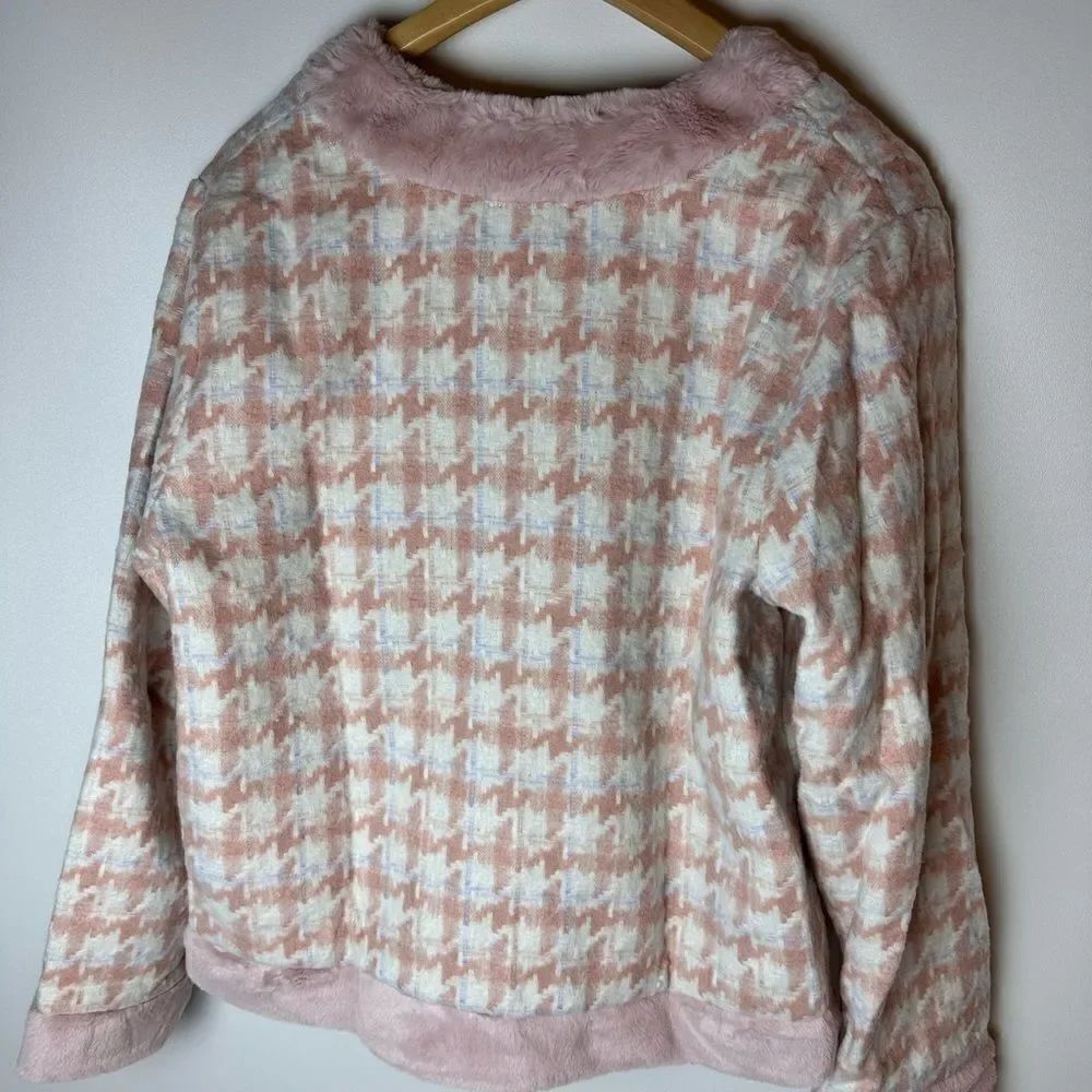 Pink Fur trimmed houndstooth jacket - Picture 6 of 11